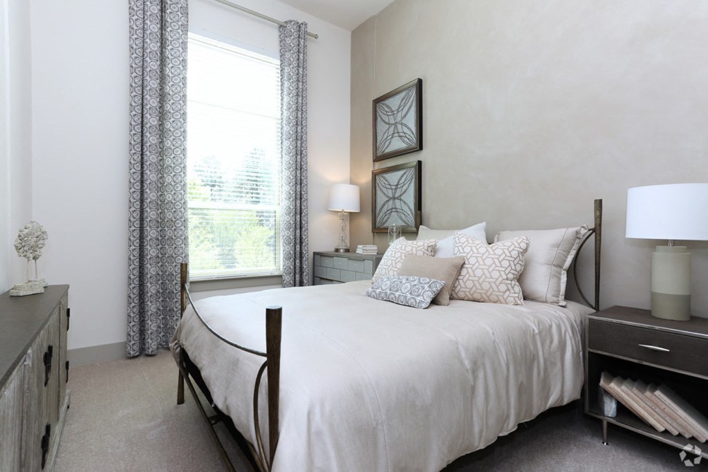 guest bedroom with white comforter