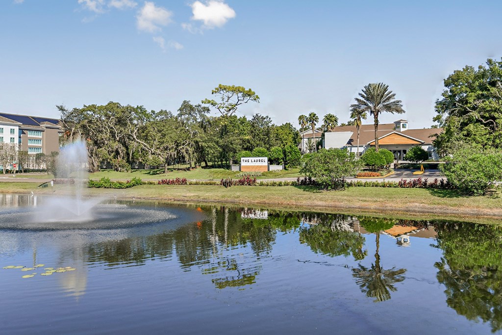 laurel at altamonte lake