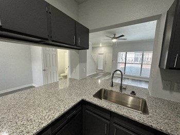 6298 Lockhill Rd 1-3 Beds Apartment for Rent - Photo Gallery 20