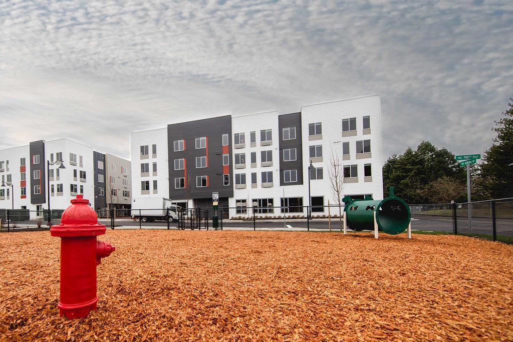 Dog Park at Hana Apartments, Hillsboro, OR