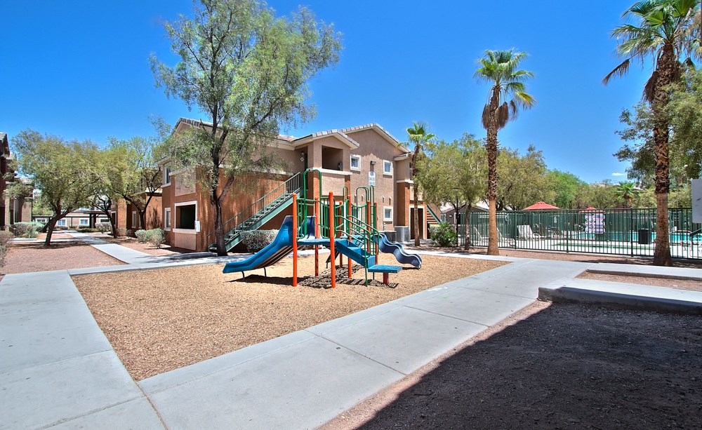 the playground at the preserve at ballantyne commons