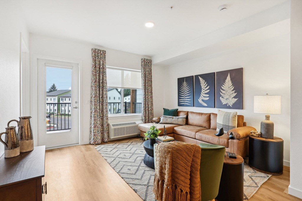 Living room at Mill on Maple at The Mill on Maple Apartments, Oregon City