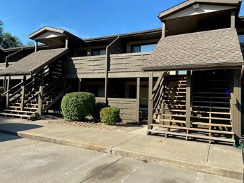 5225, 5227 N Brighton Place Studio Apartment for Rent - Photo Gallery 4