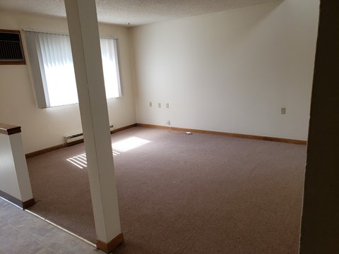 2 bedroom townhouse living room