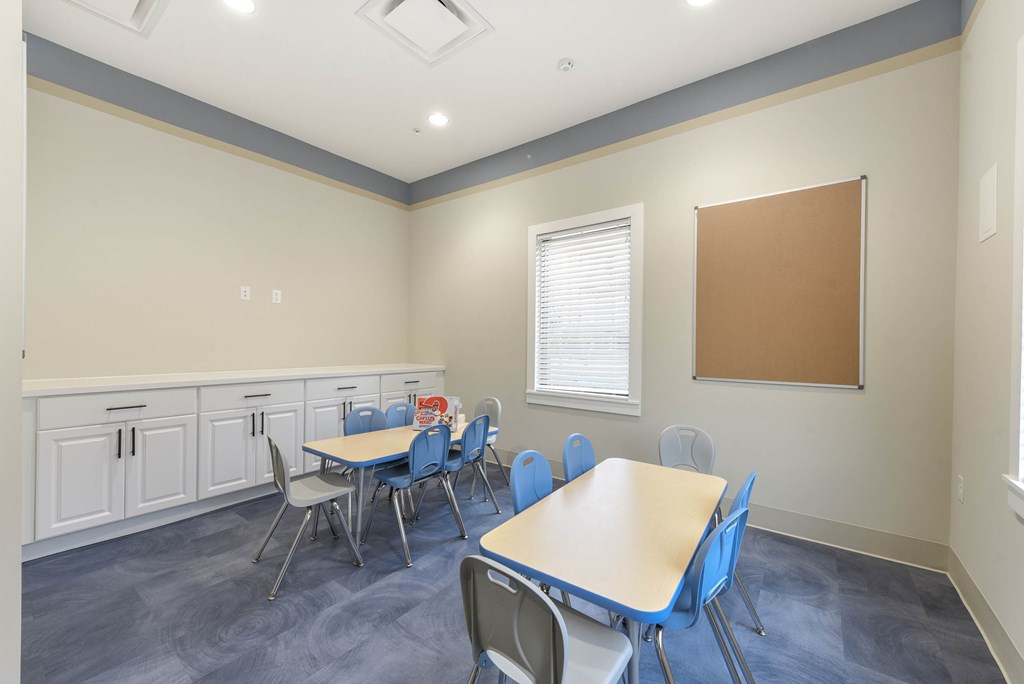 Acclaim At Alexandria