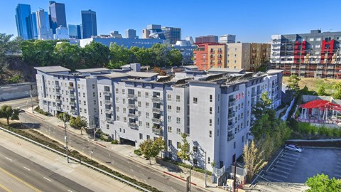 625 N. Hill Street 2 Beds Apartment for Rent