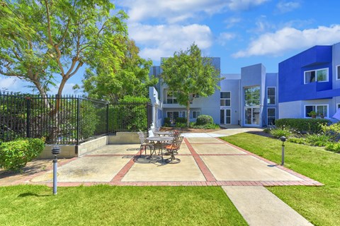 Courtyard at St Johns Manor, Costa Mesa, California
