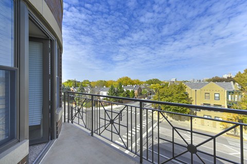 Balcony at Acclaim on North Avenue, Chicago, Illinois