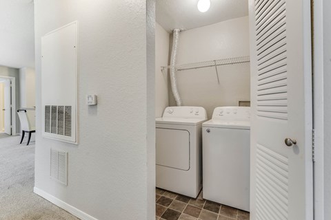 Laundry Room at Academy on Eastern Lake, Orlando, FL, 32817