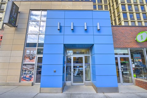 Front Entrance To Property at Lincoln Park Plaza Apartments, Chicago, IL, 60614