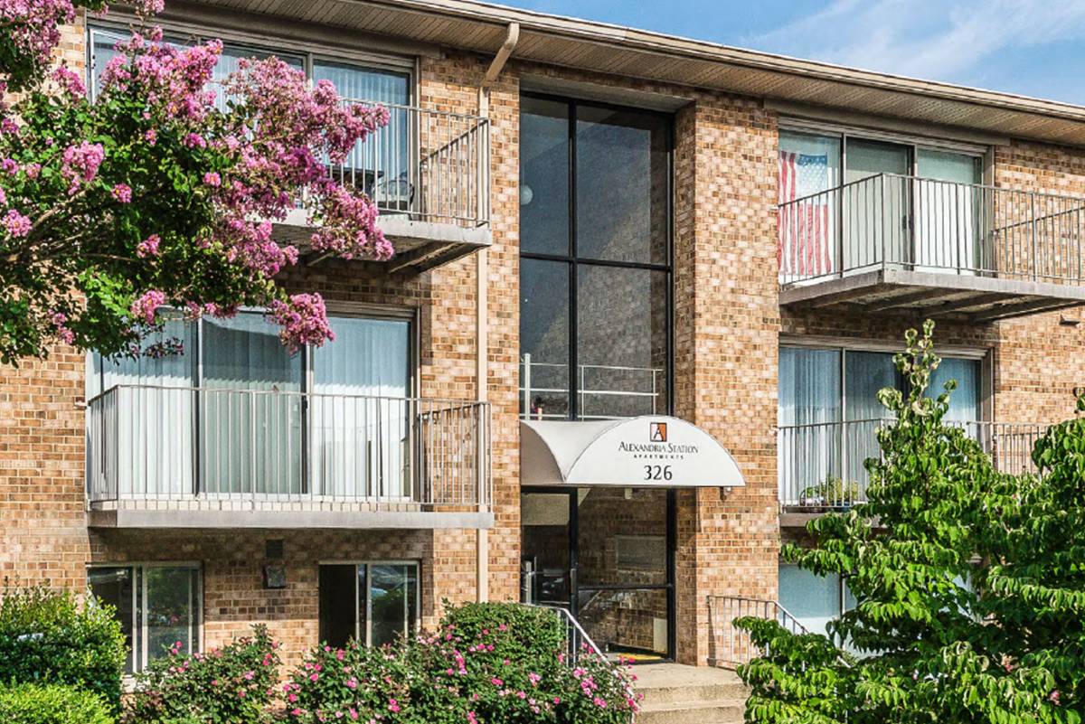 Acclaim At Alexandria