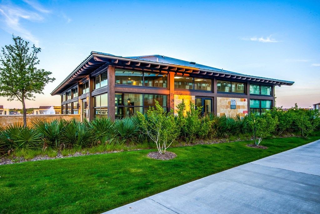 The Hudson Leasing Center