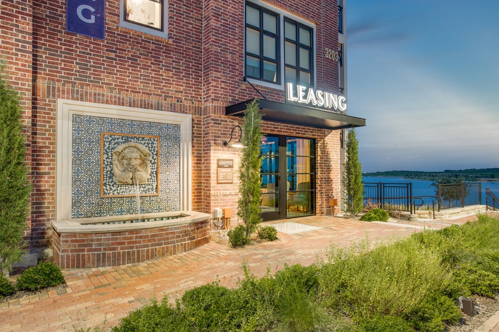 Apartments At The Sound Leasing Center