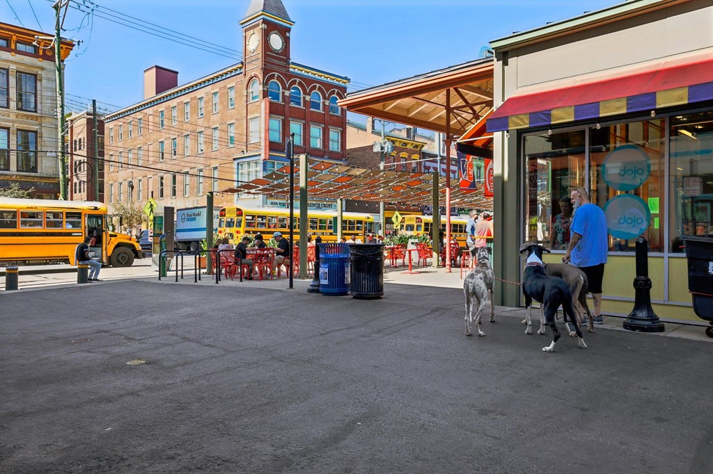 Outdoor seating and local cafe at Findlay Market in Over-the-Rhine, Cincinnati minutes from Contrast OTR apartments.