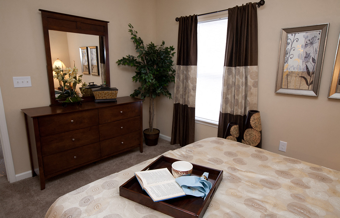 Apartments At Grand Prairie, 5400 W. Sienna Lane, Peoria