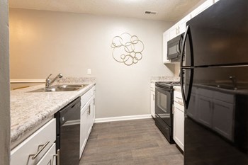 Fully Equipped Kitchen Fully Equipped Kitchen at The Summit at Avent Ferry, Raleigh, NC - Photo Gallery 5