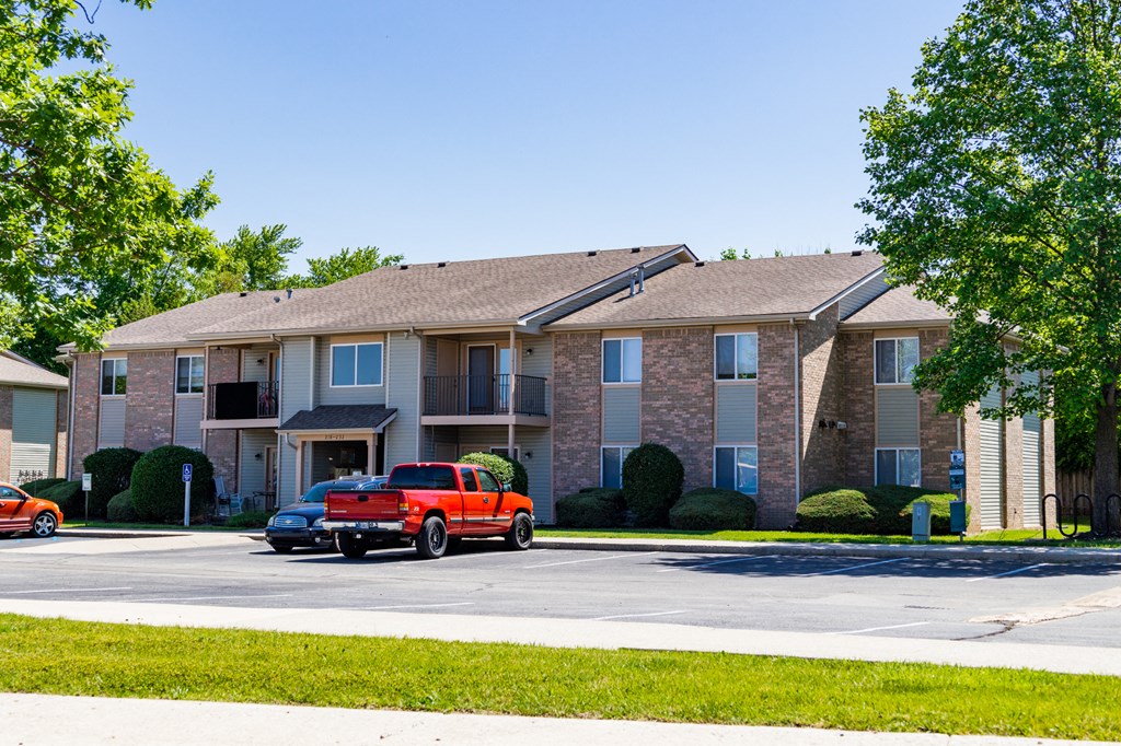 Reserved Resident Parking at Autumn Oaks, New Castle
