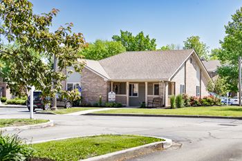 Leasing Office Exterior at Autumn Oaks, New Castle, IN, 47362