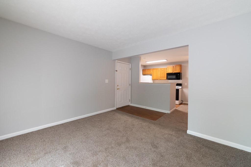 Plush Carpeting at Autumn Oaks, New Castle, IN, 47362