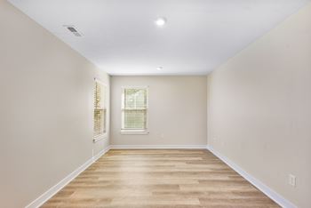 Vacant Bedroom at Mural Lewis Center, Lewis Center, OH, 43035