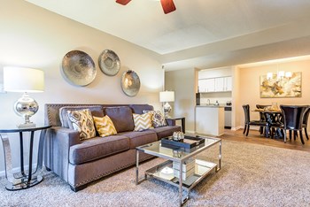 Living Room With Dining Area at Canter Chase Apartments, Kentucky, 40242 - Photo Gallery 14