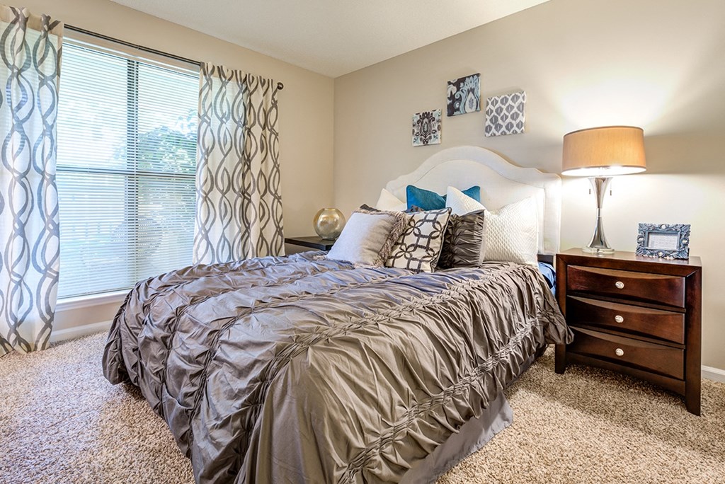 Gorgeous Bedroom at Canter Chase Apartments, Louisville, 40242