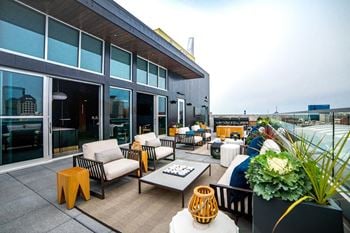 Spacious And Stylish Lounge at CityWay, Indianapolis, Indiana