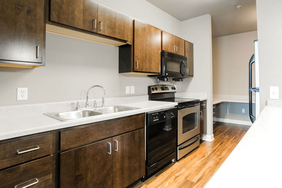 The Cole Apartments in Columbus, Indinana, Columbus apartments near Cummins, Columbus Indiana rentals, One bedroom apartment in Columbus Indiana, Two Bedroom, 1 Bedroom, 200 Jackson St Columbus IN