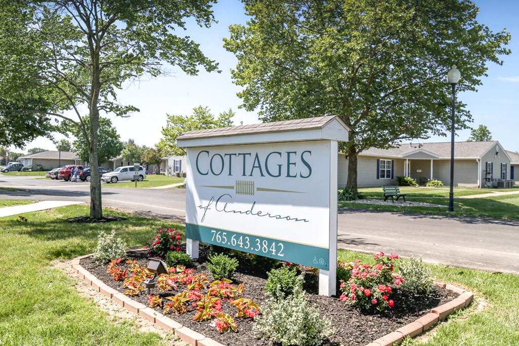 outdoor signage at Cottages of Anderson