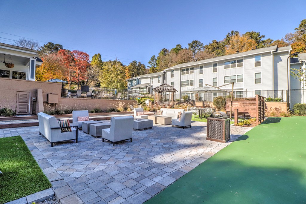 Outdoor fire pit at Rosemont Vinings Ridge Apartments, GA, 30339