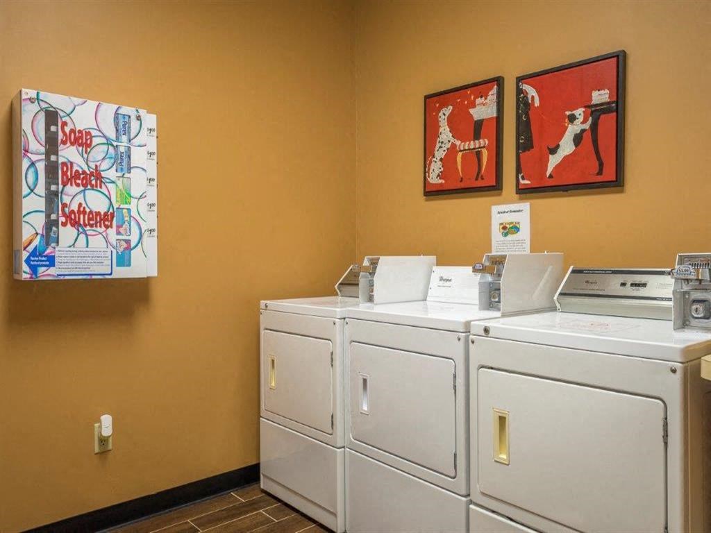 Laundry Center at Heritage Trail Apartments, Indiana, 47803