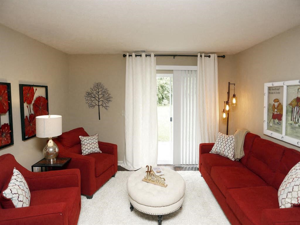 Heritage Trail Apartments in Terre Haute, IN near ISU