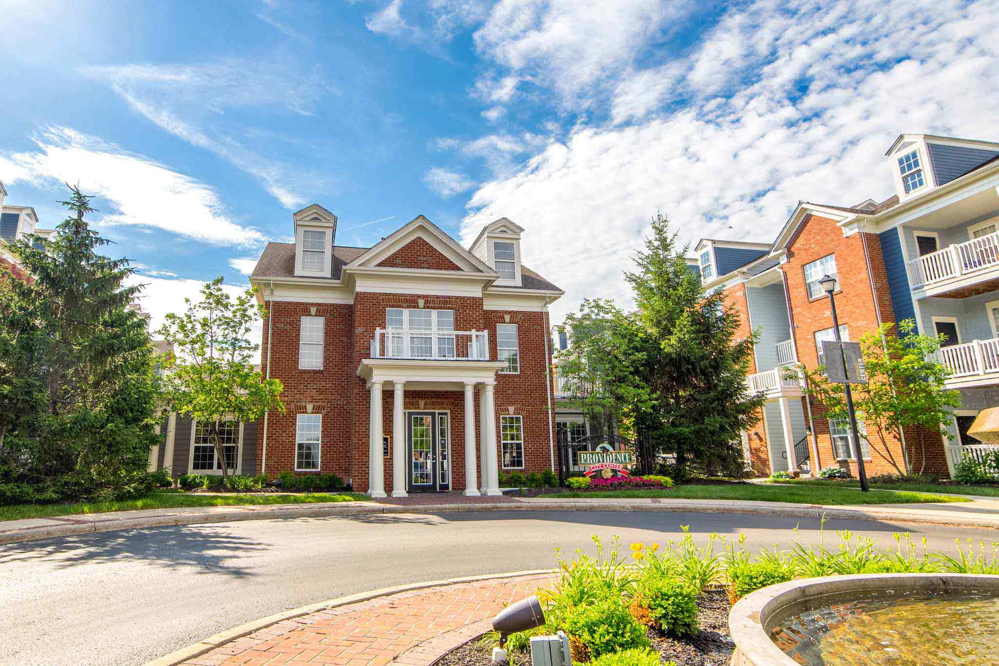 Providence at Old Meridian, 300 Providence Blvd Carmel IN, carmel apartments, apartments in carmel indiana, indianapolis apartments, 1 bedroom, 2 bedroom, 3 bedroom, pet friendly, pool