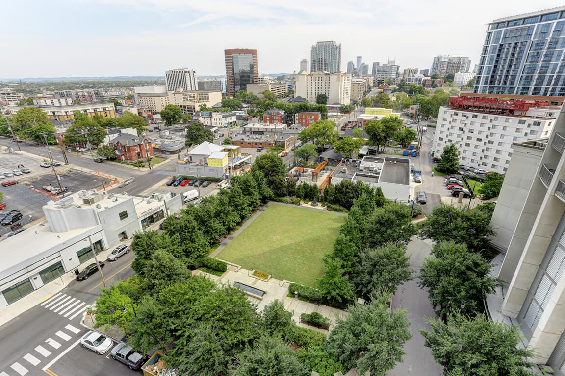 Classic View Of The Green Courtyard Viewsat Aertson Midtown, Nashville, Tennessee