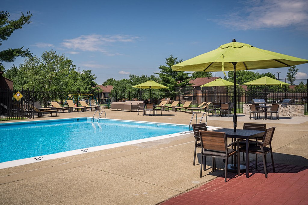 Picturesque Pool And Cabana Setting at Woodbridge Apartments, Louisville, KY