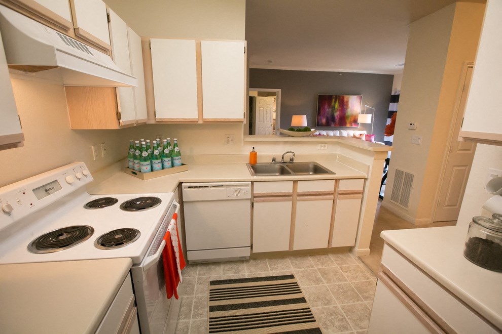Fully Equipped Kitchen at Center Point Apartments, Indiana