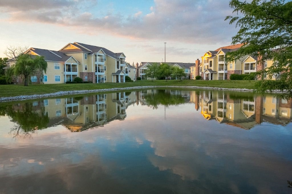 Pristine Pond Landscaping at Center Point Apartments, Indianapolis, IN