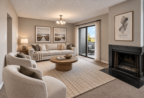98 Oak Street 1-2 Beds Apartment for Rent