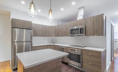 219-229 Vine Street Studio Apartment for Rent