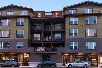 Apartments for Rent Rockridge - Idora Apartments Exterior with Private Balconies/Patio and a Prime Location - Photo Gallery 2