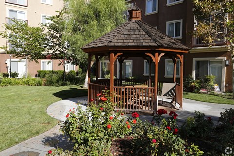 Gazebo at CANYON COUNTRY SENIOR, Santa Clarita