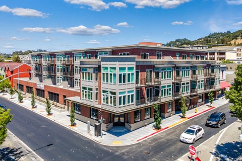 Street view of community at Second & B Street, San Rafael, CA, 94901