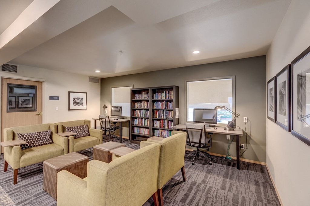 VINTAGE AT VANCOUVER