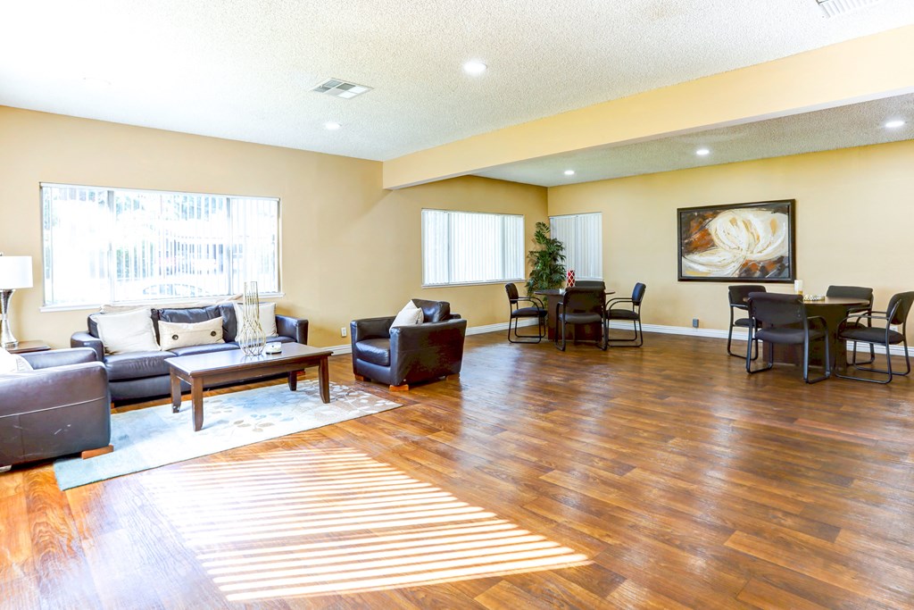 RESEDA VILLAGE GREEN is a similar property to Northview - Southview Apartments located in Reseda