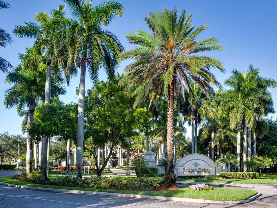 Monument sign front of entry at Banyan Pointe, Coconut Creek Florida