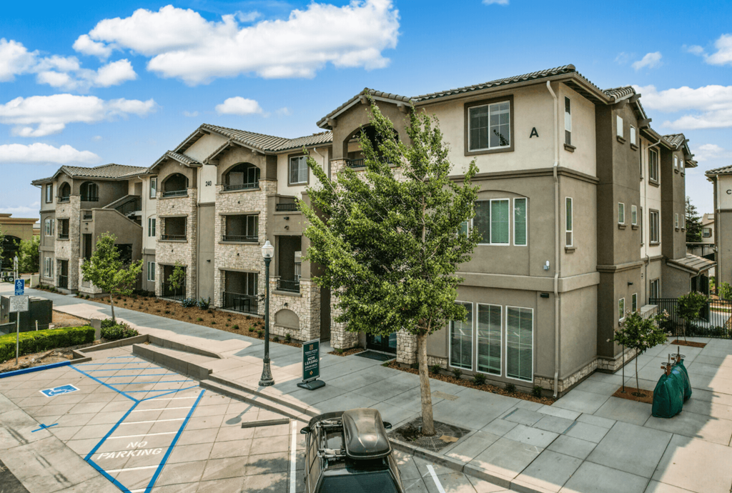 TOWNE CENTRE APARTMENTS, 240 Towne Centre Drive, Lathrop, CA RentCafe