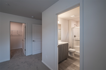 View of on-suite bathroom from bedroom - Photo Gallery 12