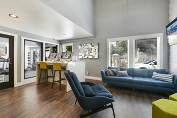 The BLVD resident business center with lounge and computer work stations. - Photo Gallery 2