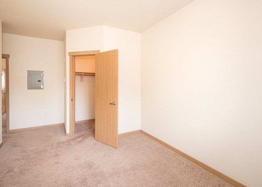 one bedroom den with closet