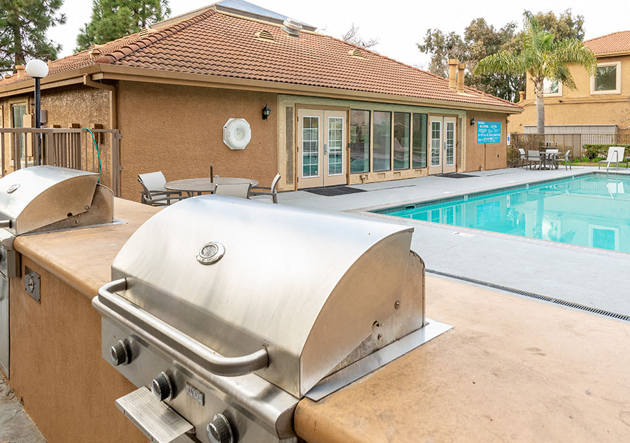 Newly-Renovated Apartments in Richmond CA - Bella Vista At Hilltop - Poolside Grill Area